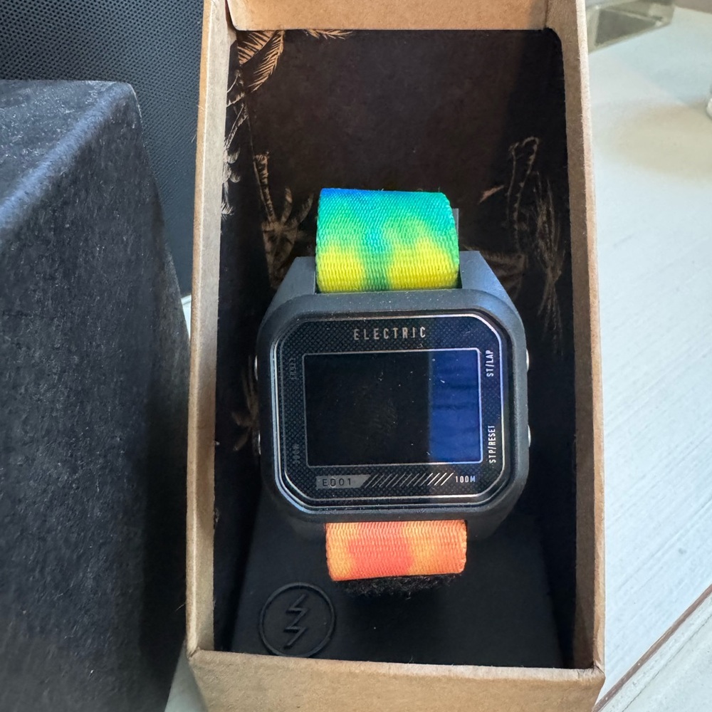 Electric ED01 Surf Watch with Black Face and Tie-dye Strap - Picture 2 of 5